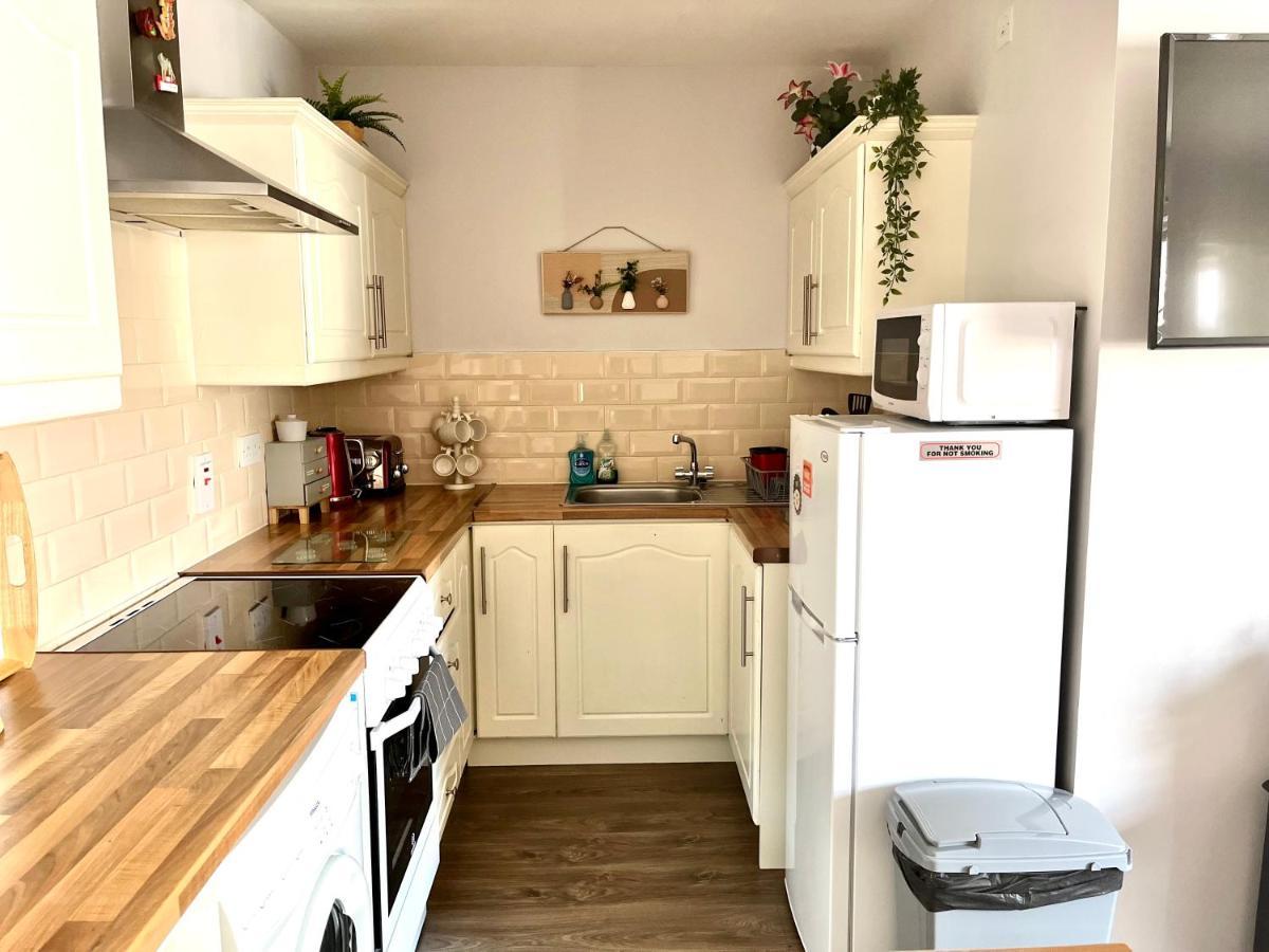 Trinity Apartments Four 1-Bedroom Apts Waterford City Centre Екстер'єр фото