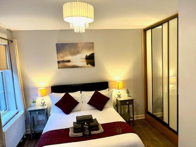 Trinity Apartments Four 1-Bedroom Apts Waterford City Centre Екстер'єр фото