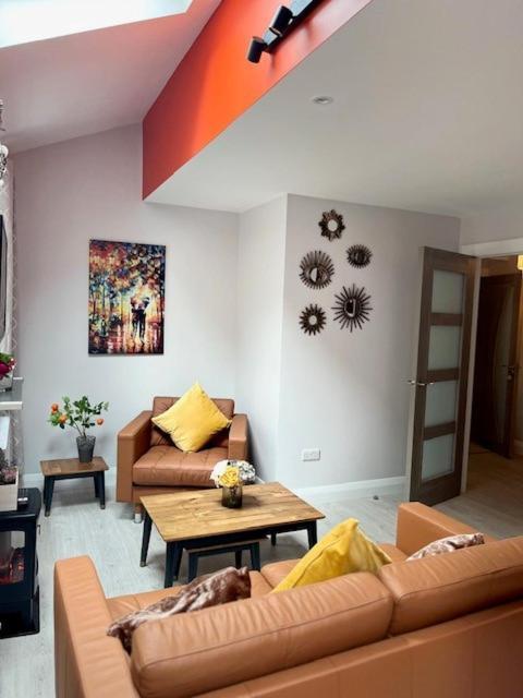 Trinity Apartments Four 1-Bedroom Apts Waterford City Centre Екстер'єр фото